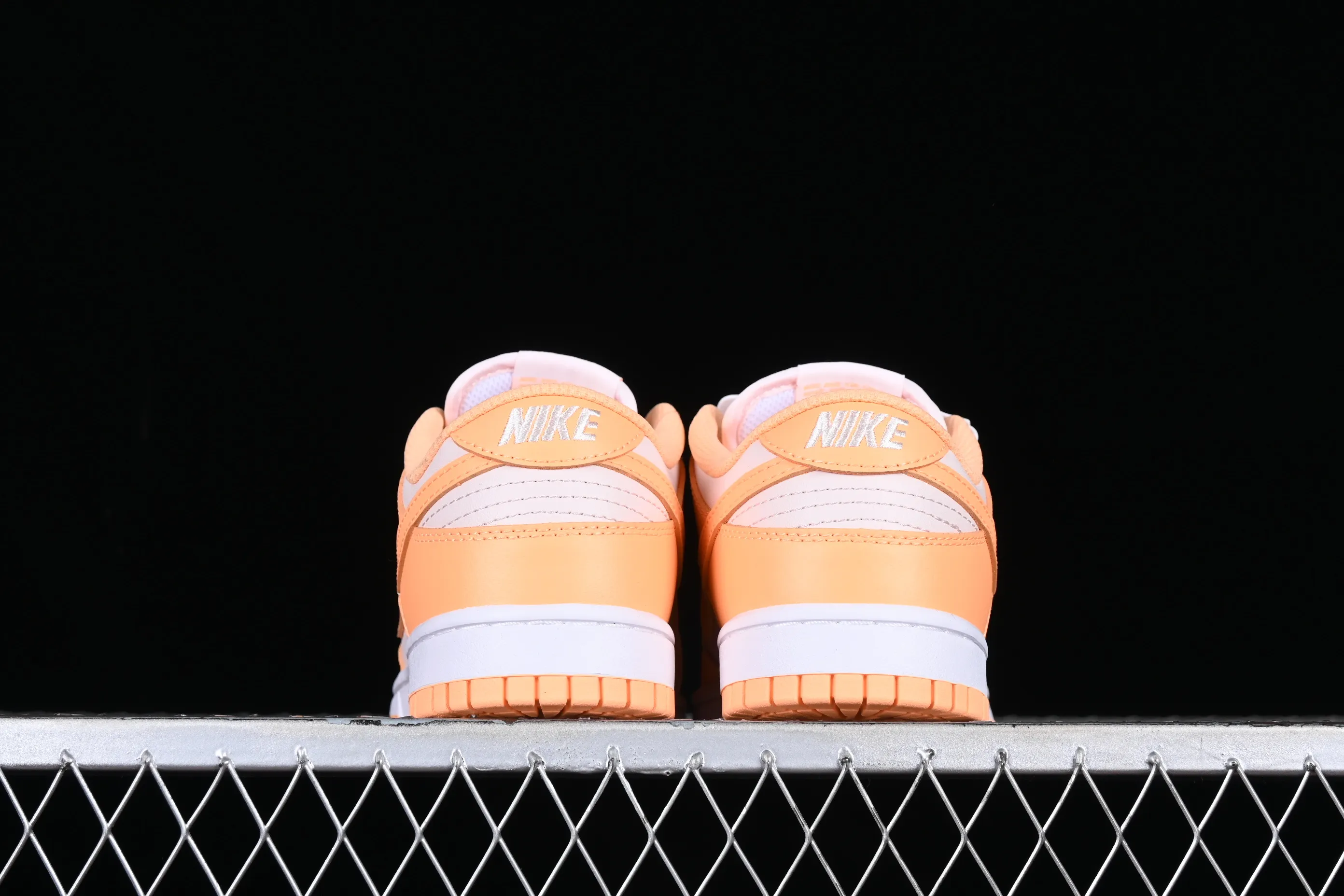 All categories Nk SB Dunk series Nk SB Dunk Low low-top sneakers N version Nk SB Dunk Low orange SB low-top sports and leisure sneakers DD1503-801